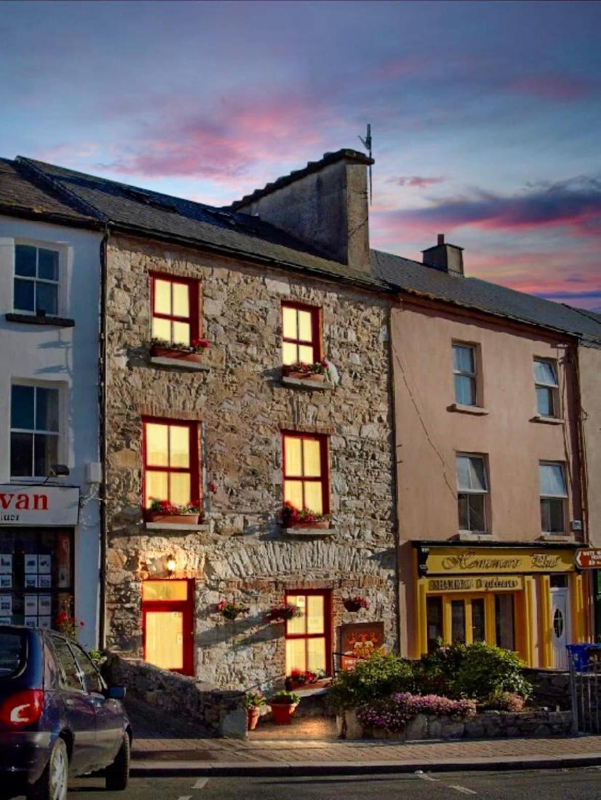 White Heather House Clifden Town Square Kültér fotó